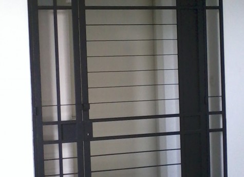Door 03
